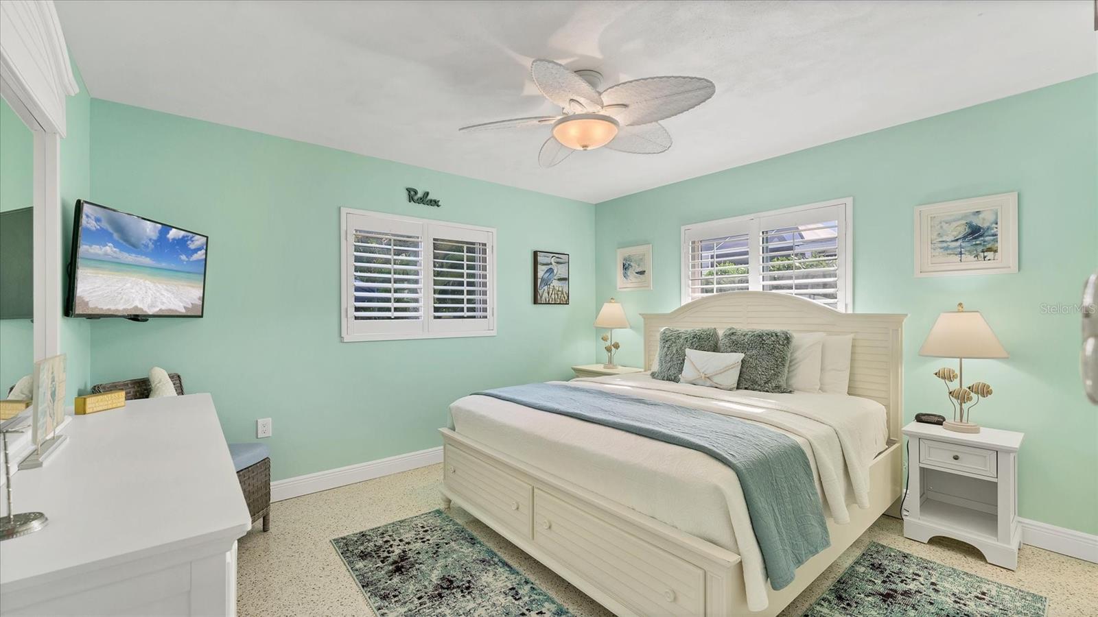 LAKE LA VISTA REP - Residential