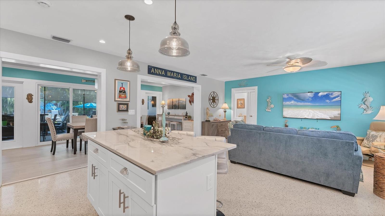 LAKE LA VISTA REP - Residential