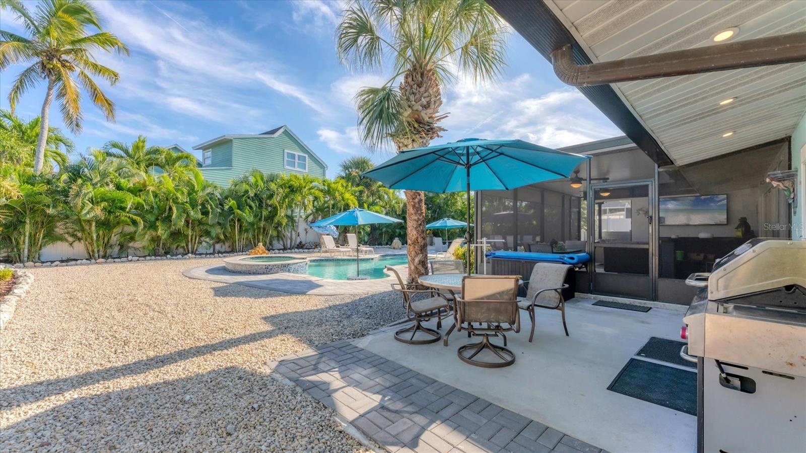 LAKE LA VISTA REP - Residential