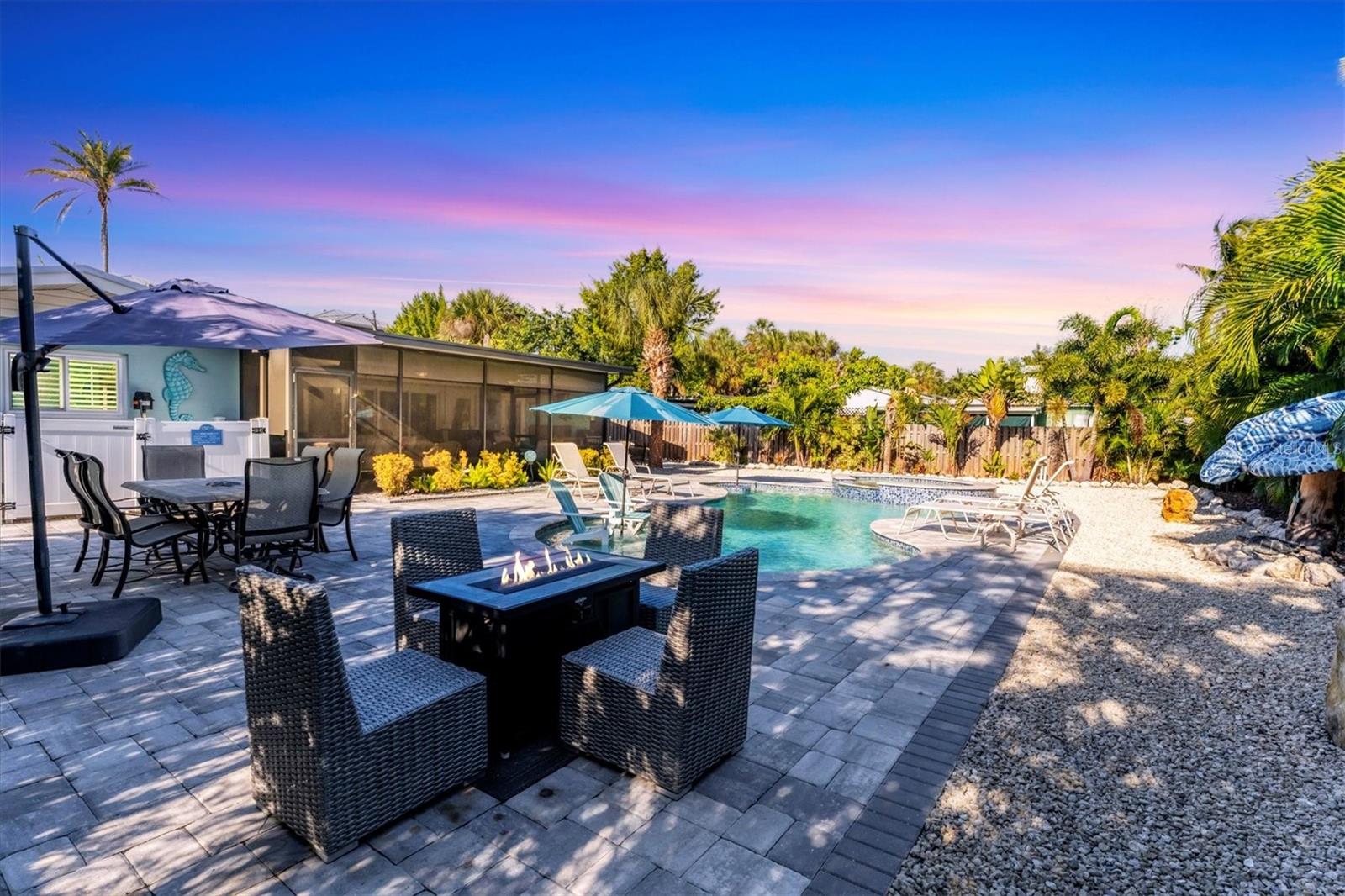LAKE LA VISTA REP - Residential
