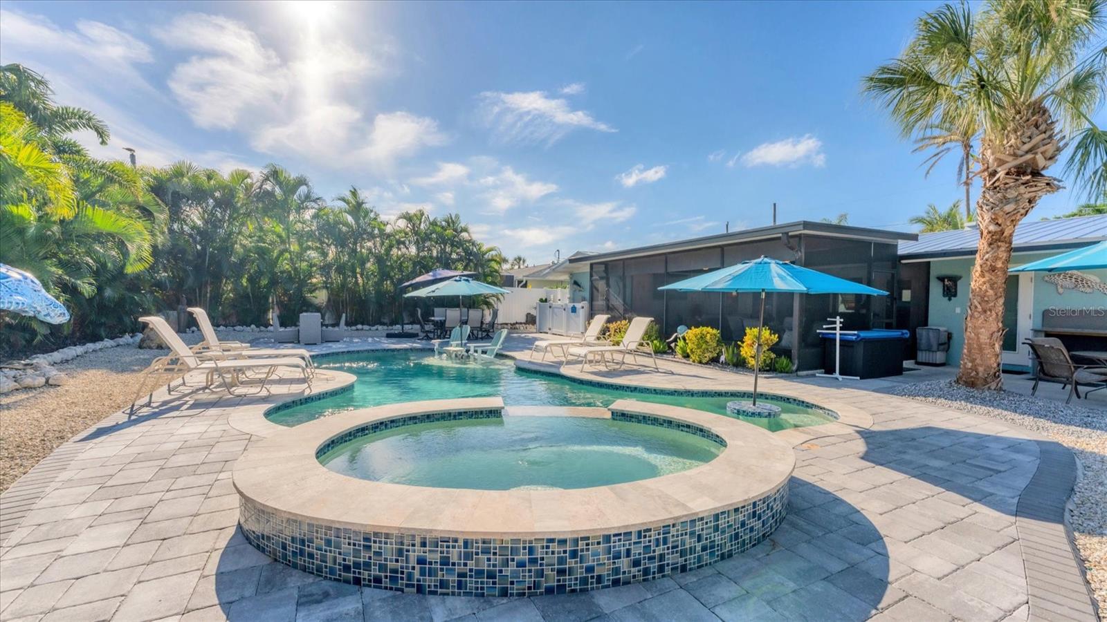 LAKE LA VISTA REP - Residential