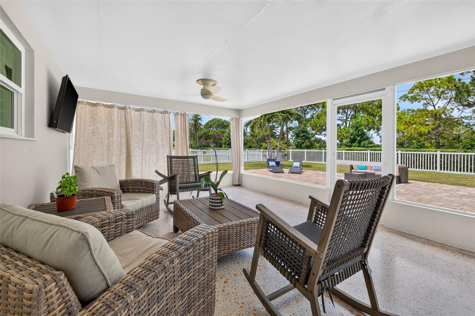 BELLEAIR ESTATES 1ST ADD - Residential