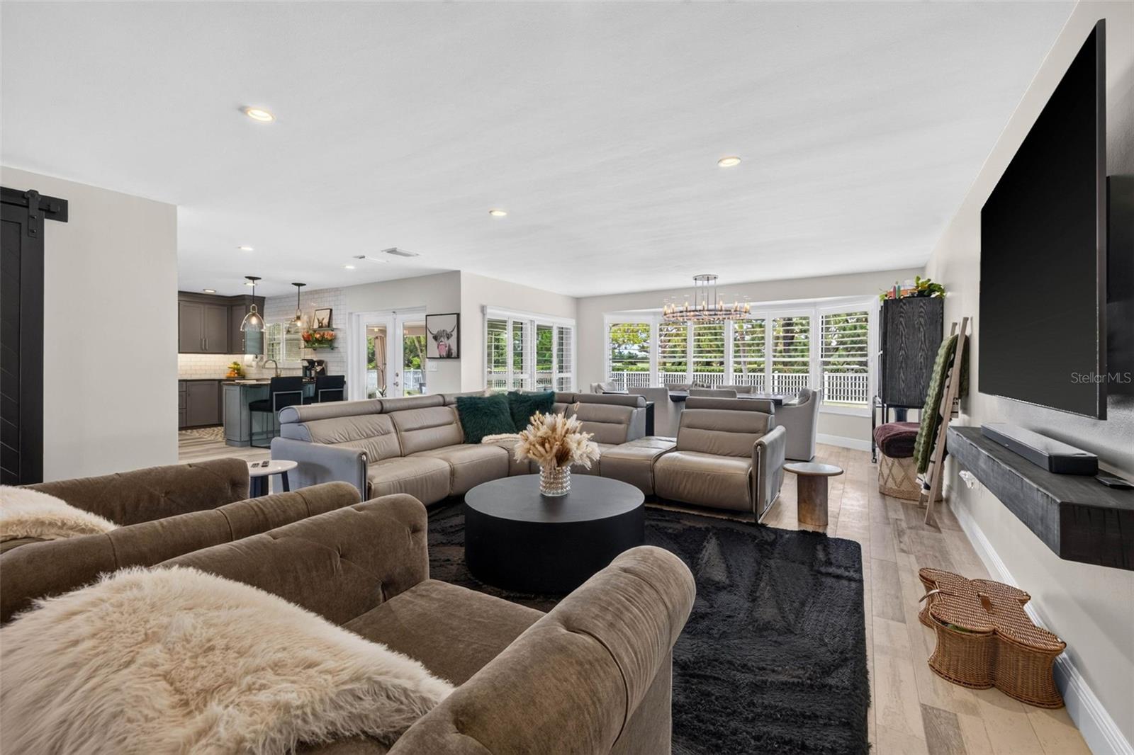 BELLEAIR ESTATES 1ST ADD - Residential