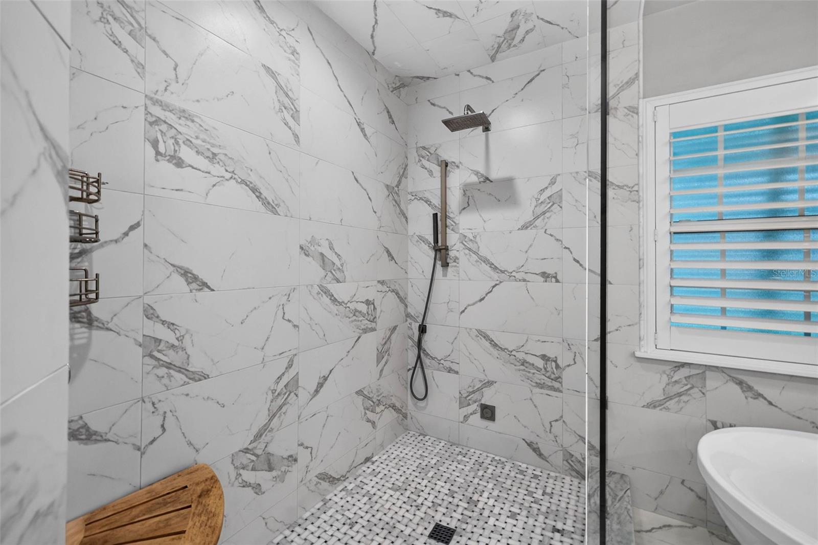 BELLEAIR ESTATES 1ST ADD - Residential