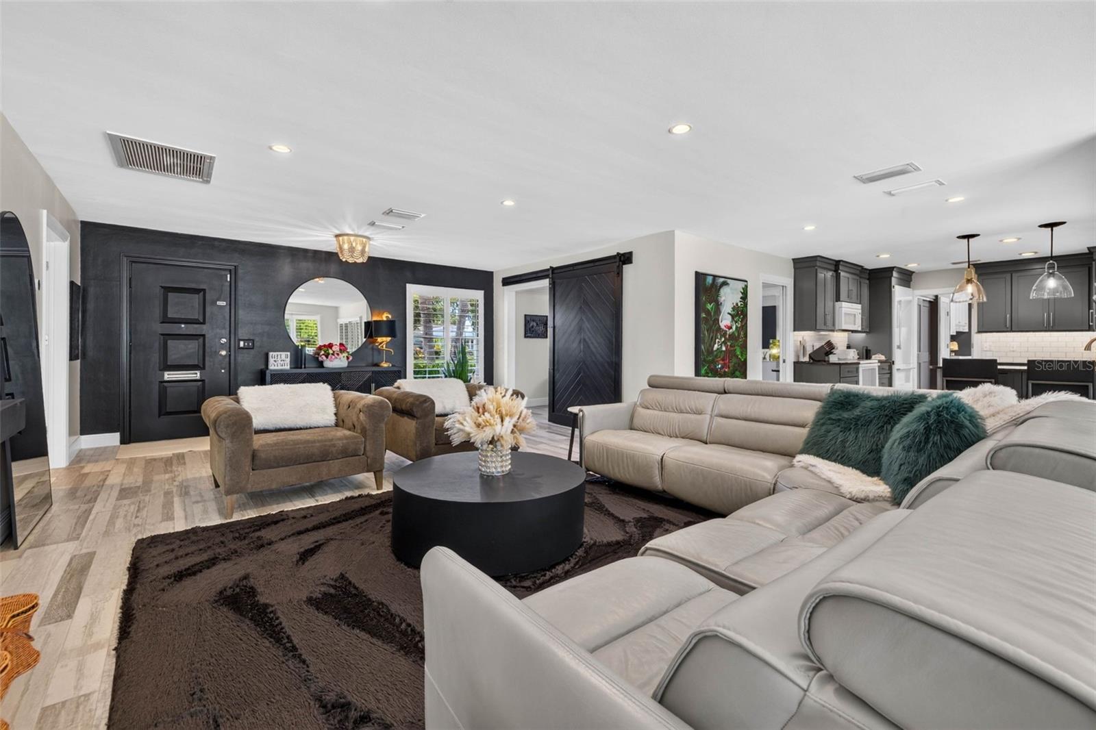 BELLEAIR ESTATES 1ST ADD - Residential