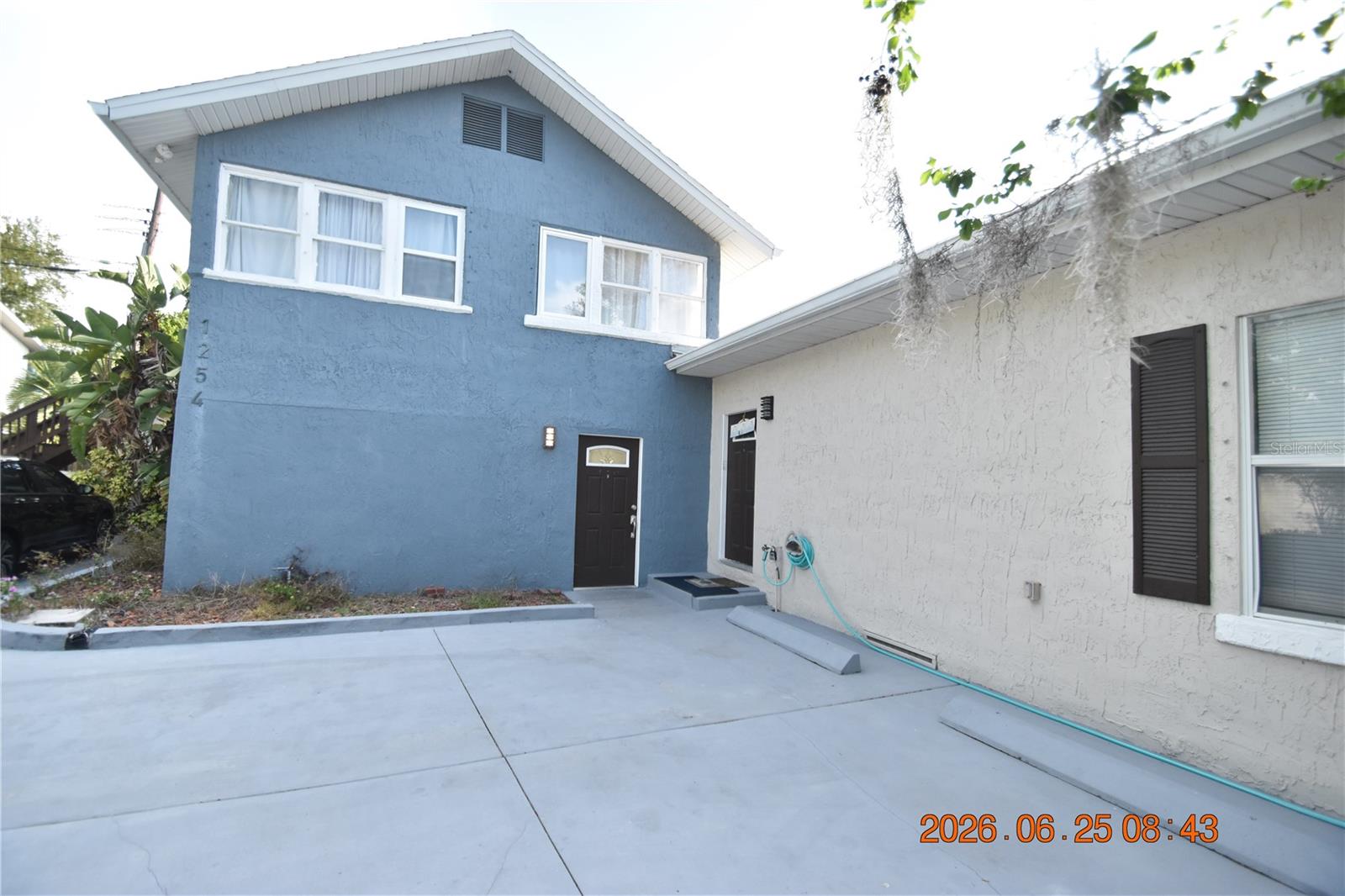 2 Bedroom 1 Bathroom Clearwater Triplex with 640 sq ft of living space.
1st Floor unit!
Large private outdoor patio is perfect for going out and enjoying the Florida weather!
Lovely marble countertop is sure to please the chef in the family!
Stainless steel kitchen appliances include refrigerator, microwave, and NEW glass-top range.
Window blinds throughout allow in just the right amount of light.
Ceiling fans will be sending you a cool breeze!
Central heat & air for to keep you comfy year round.
Washer and dryer INCLUDED for your convenience of course!
Convenient to restaurants and shops galore! Clearwater Community Garden right across the street! Minutes away from the famous Clearwater Beach, and City of Clearwater’s newly renovated, Coachman Park!
Grounds care is handled by the landlord. 
Utilities are separate and tenant responsibility.
SHOWINGS: pleas text me asap!  We can get you right in. 
DONT FORGET TO CHECK OUT THE FULL WALKTHROUGH VIDEO AT OUR WEBSITE!