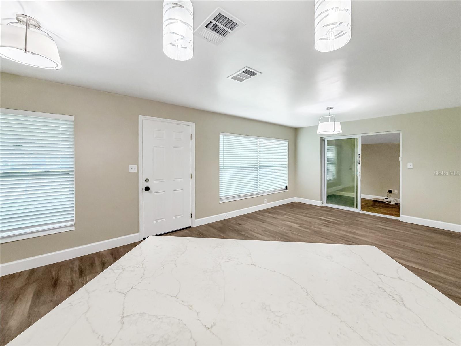 RICHMOND HEIGHTS - Residential