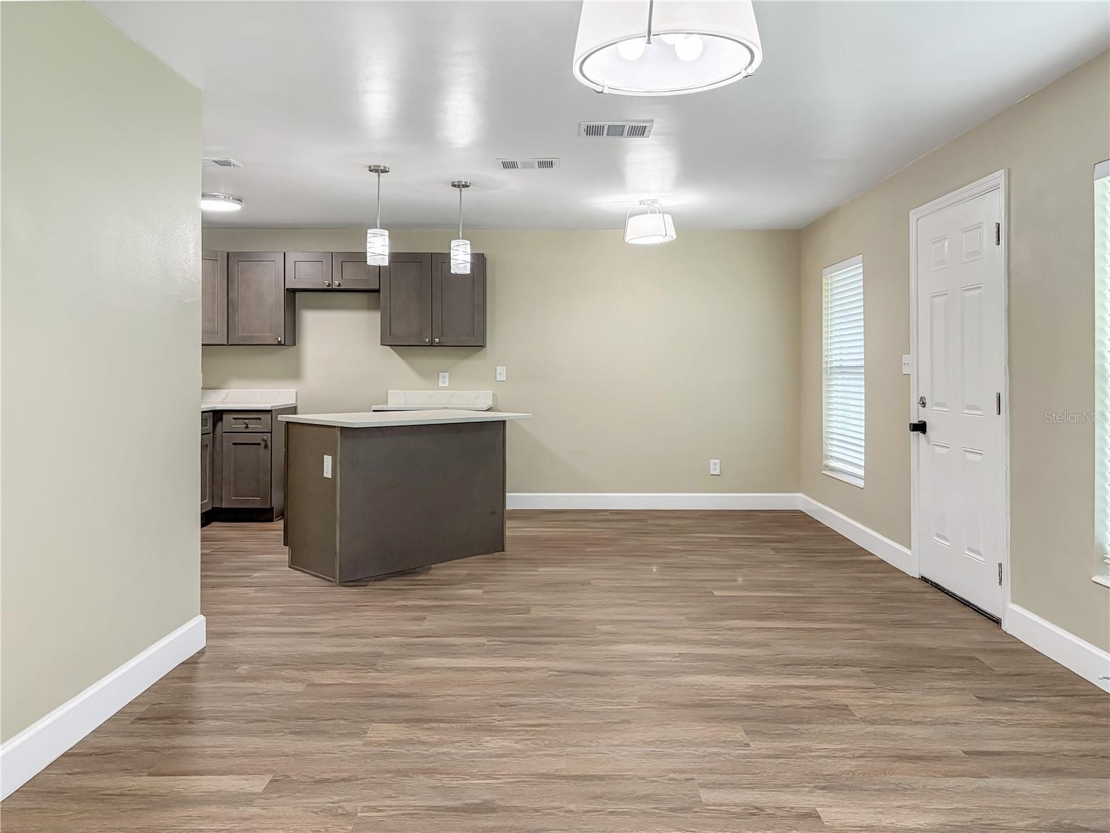 RICHMOND HEIGHTS - Residential