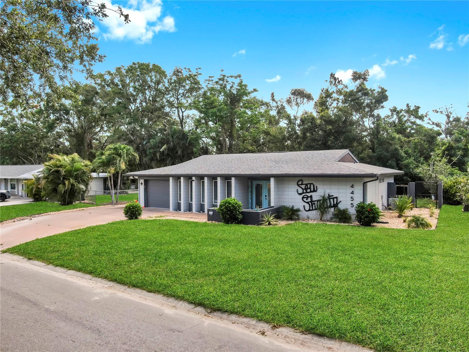 SOUTH GATE RIDGE - Residential