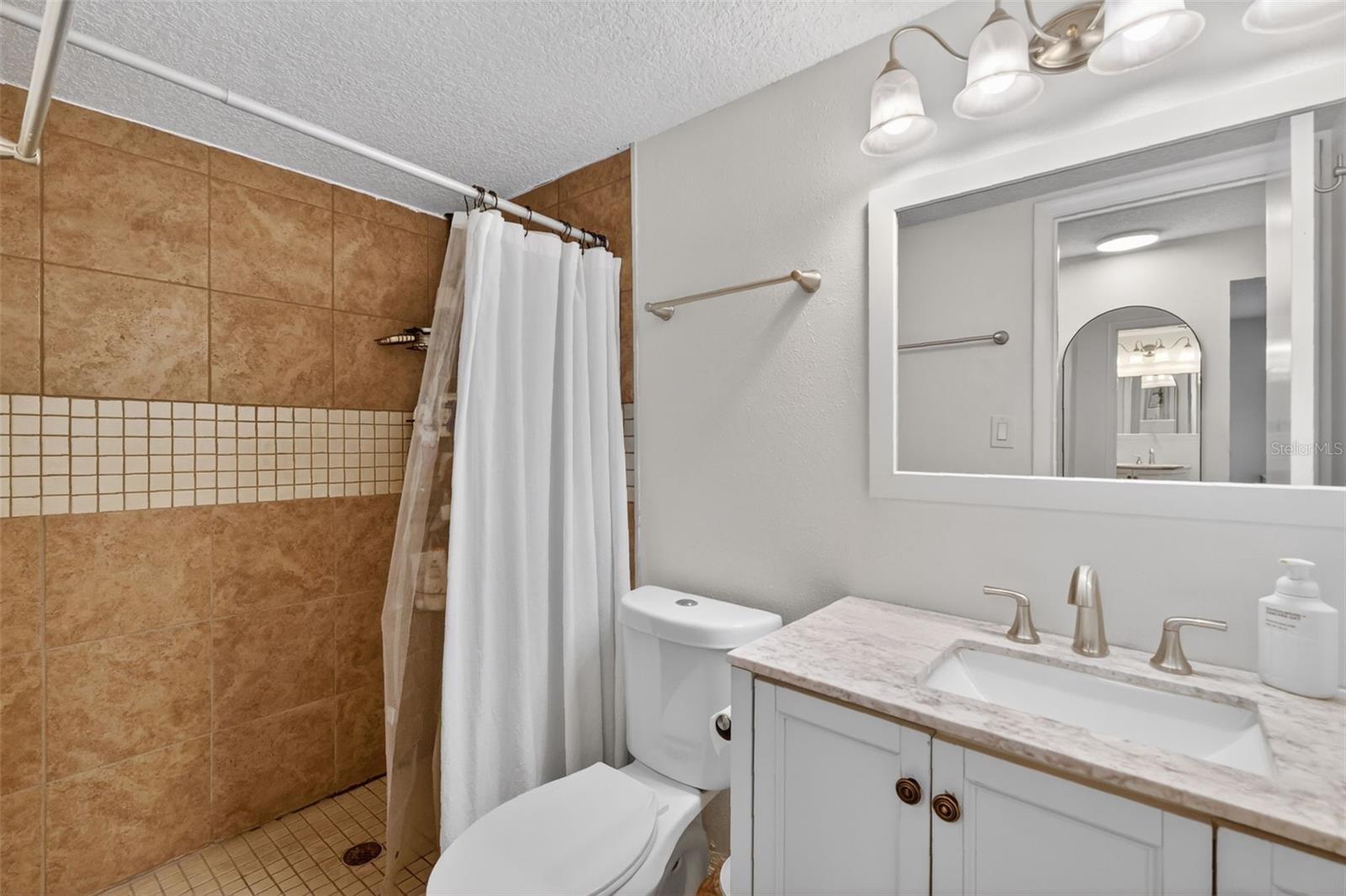 LEESBURG SPANISH OAKS CONDO - Residential
