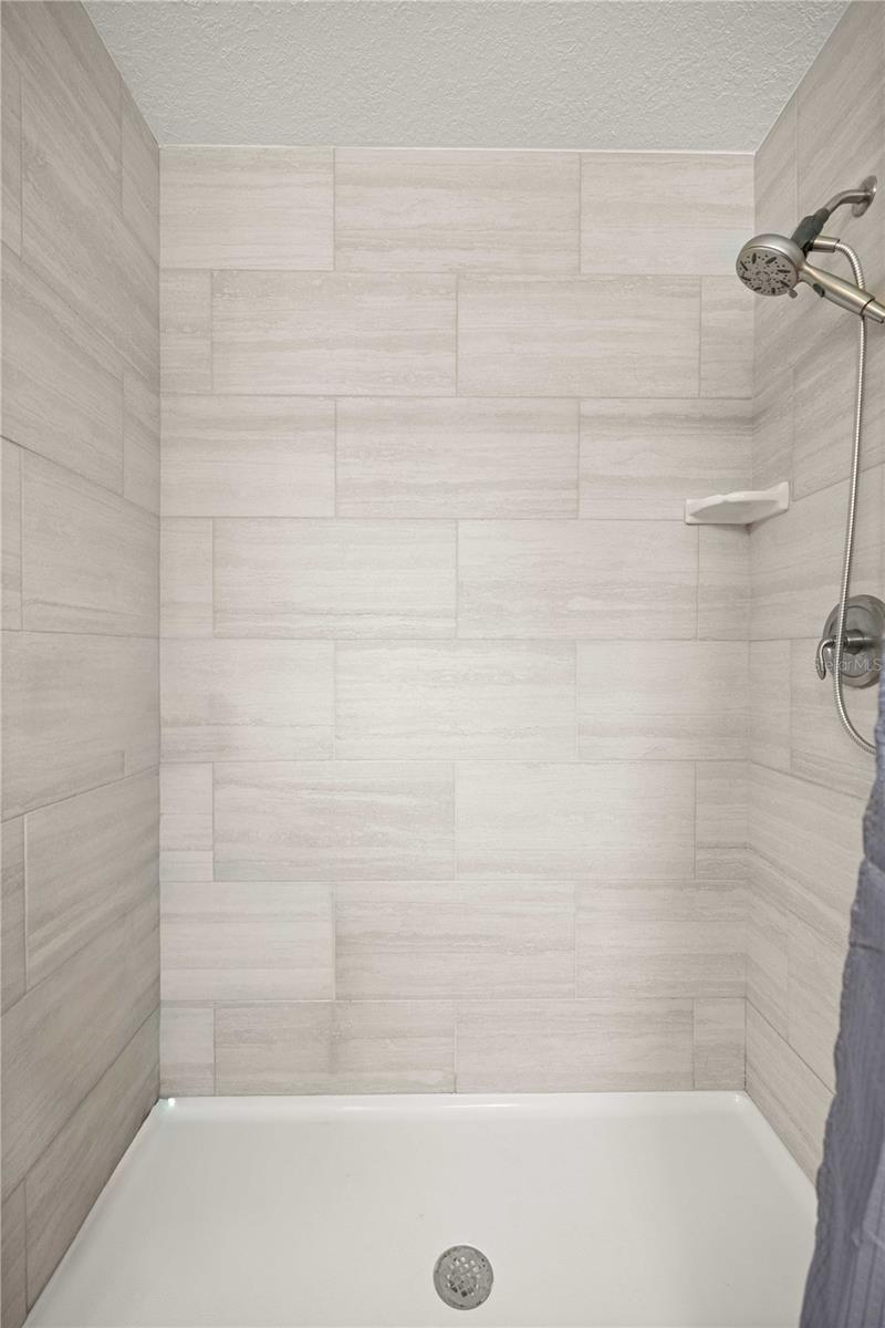 CITRUS SPGS UNIT 06 - Residential