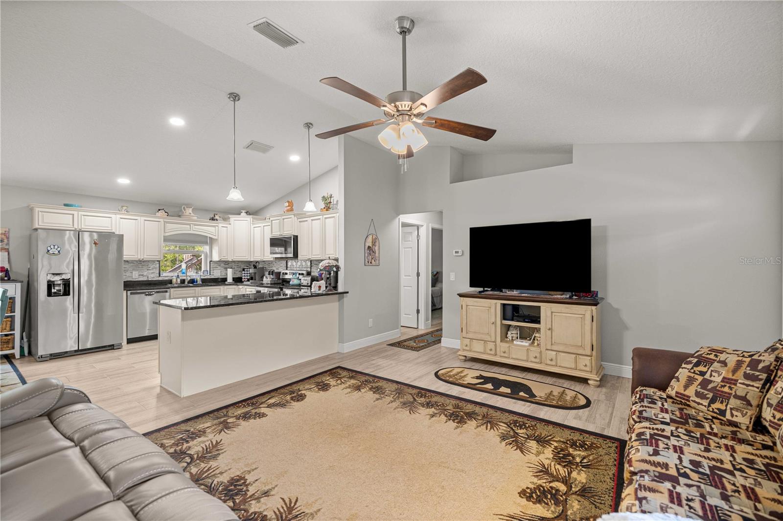 CITRUS SPGS UNIT 06 - Residential
