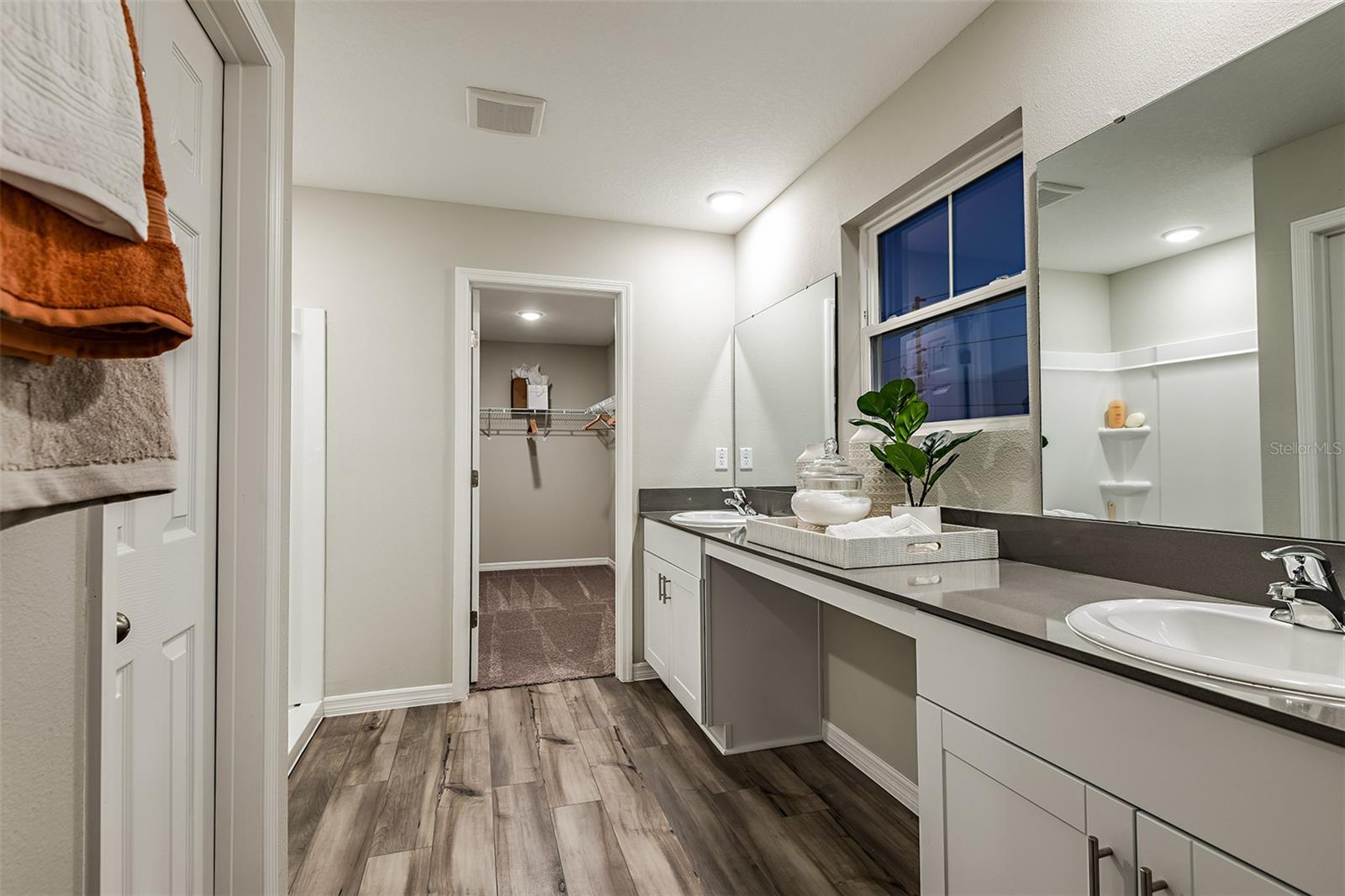 PASADENA LANDING - Residential