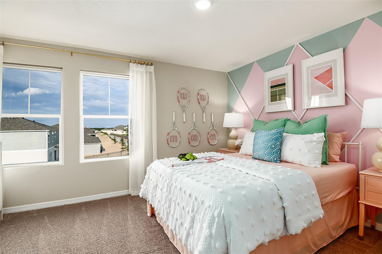 PASADENA LANDING - Residential