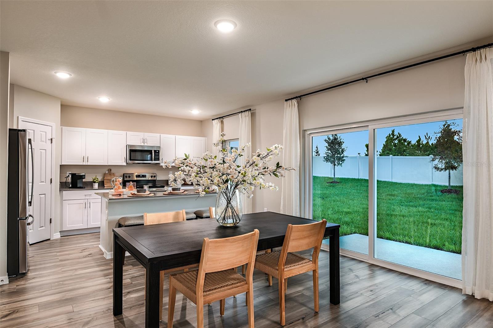 PASADENA LANDING - Residential