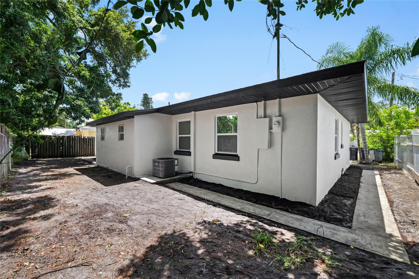 ACREAGE - Residential