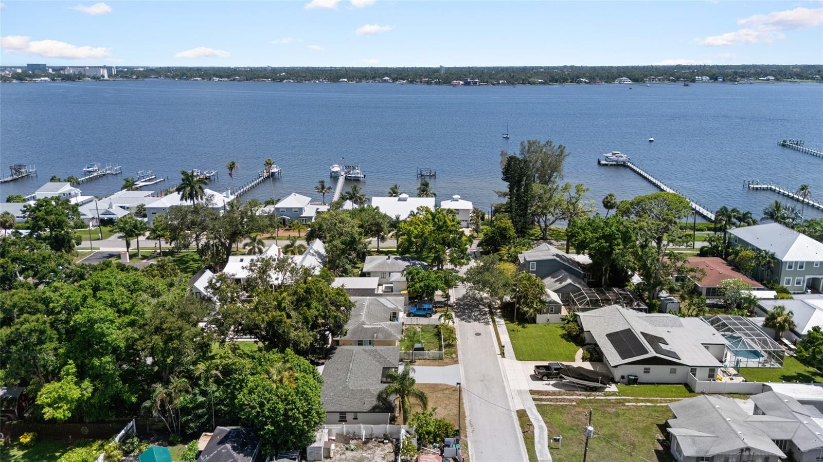 ACREAGE - Residential