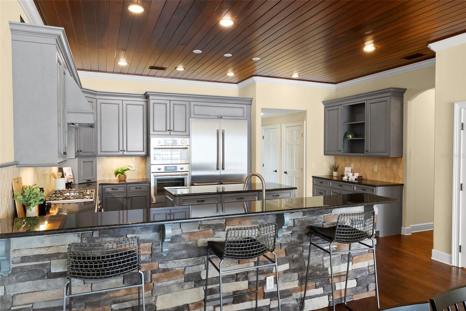 WATERS EDGE SUB - Residential