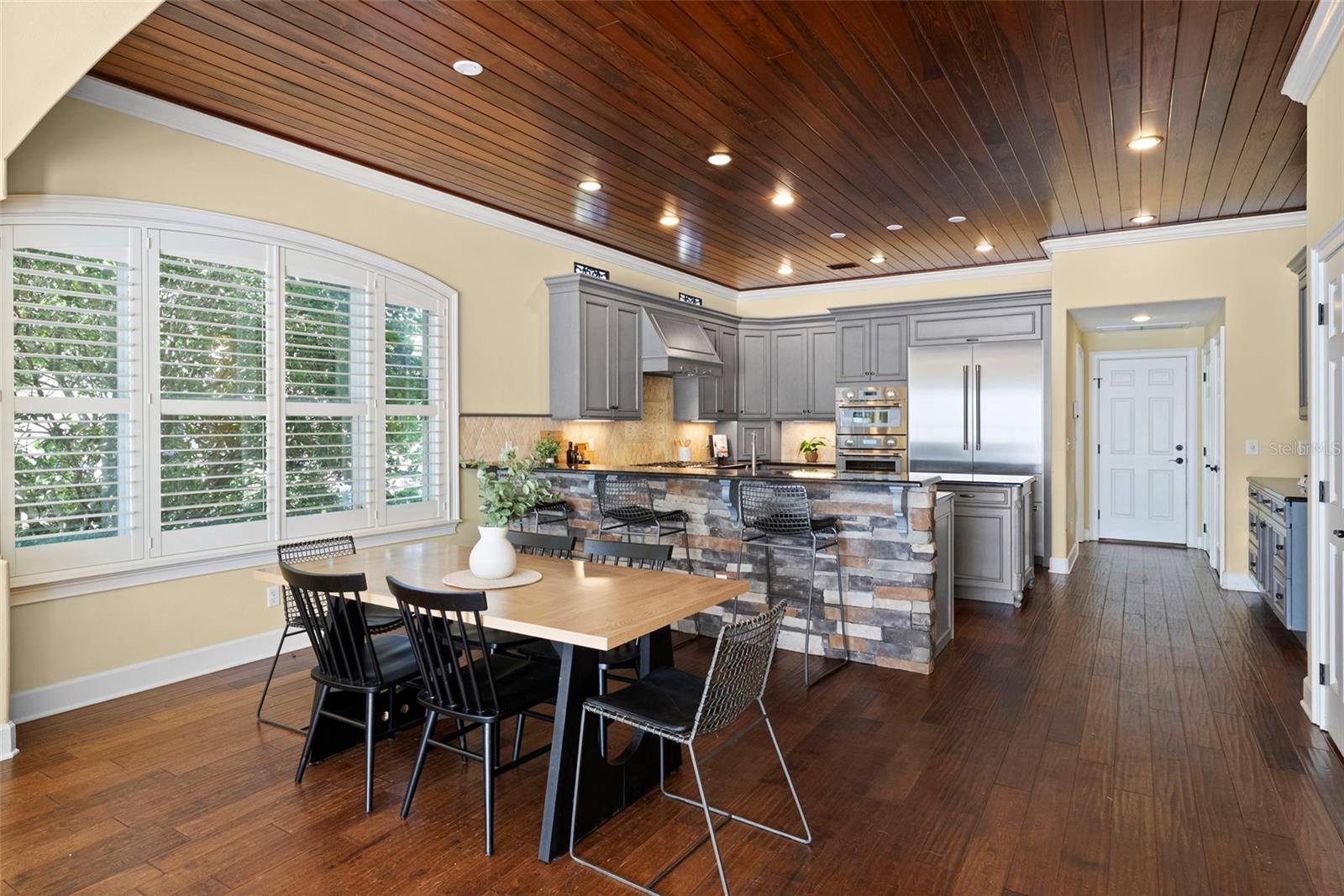 WATERS EDGE SUB - Residential