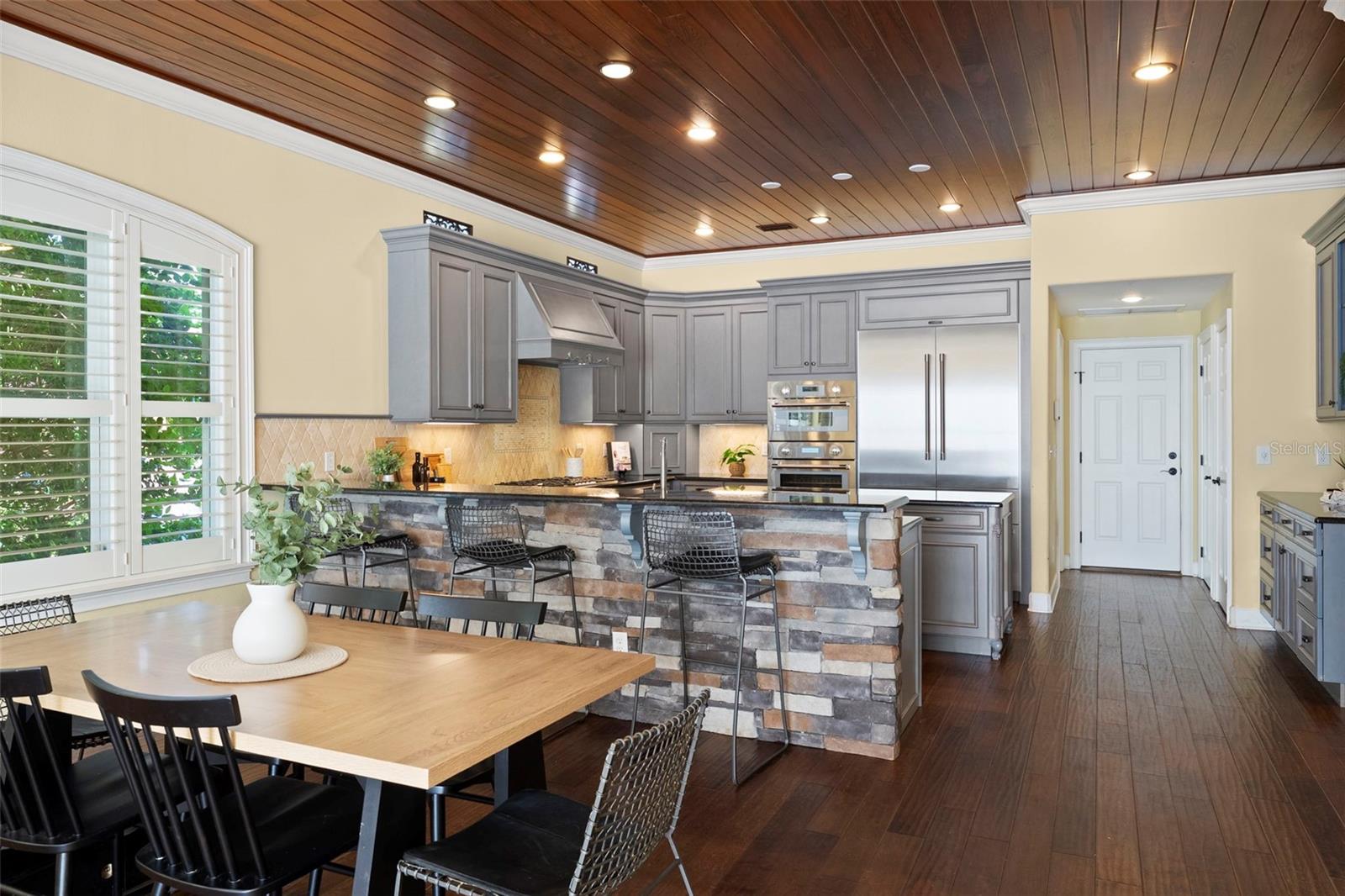 WATERS EDGE SUB - Residential