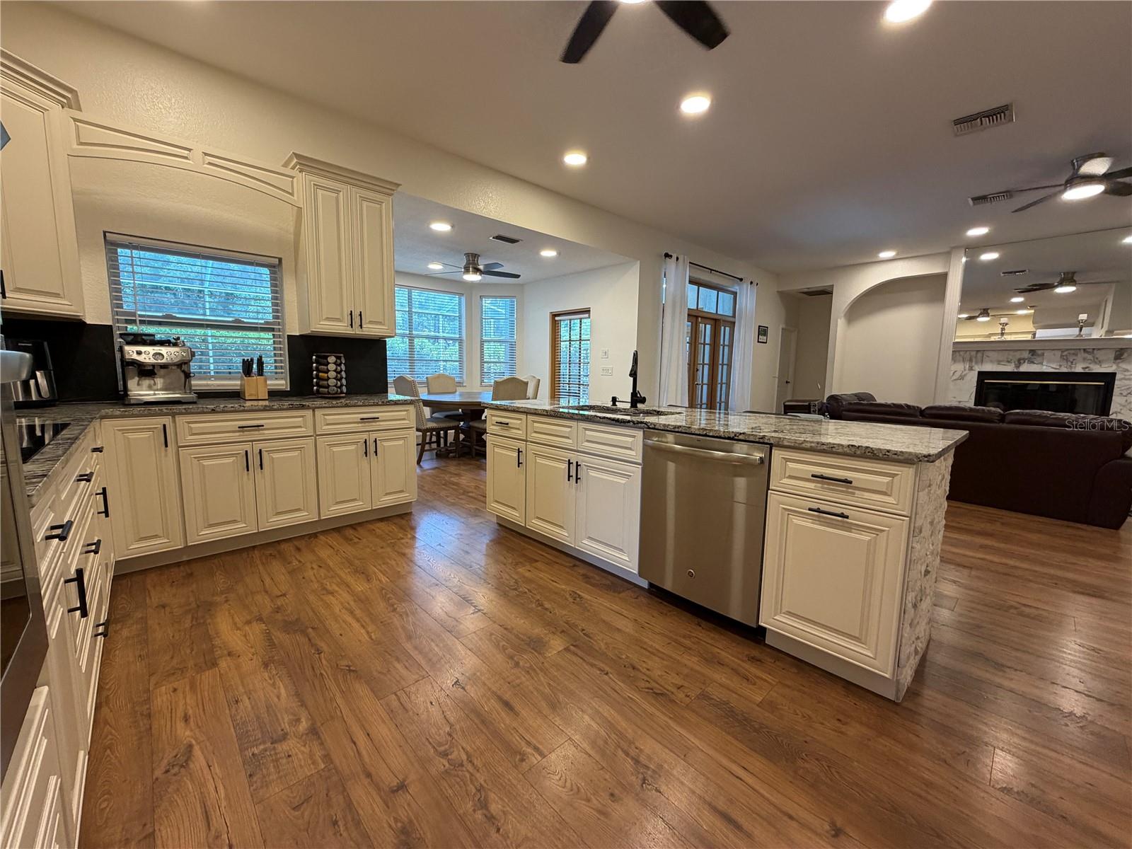 CYPRESS LAKES ESTATES PH I - Residential
