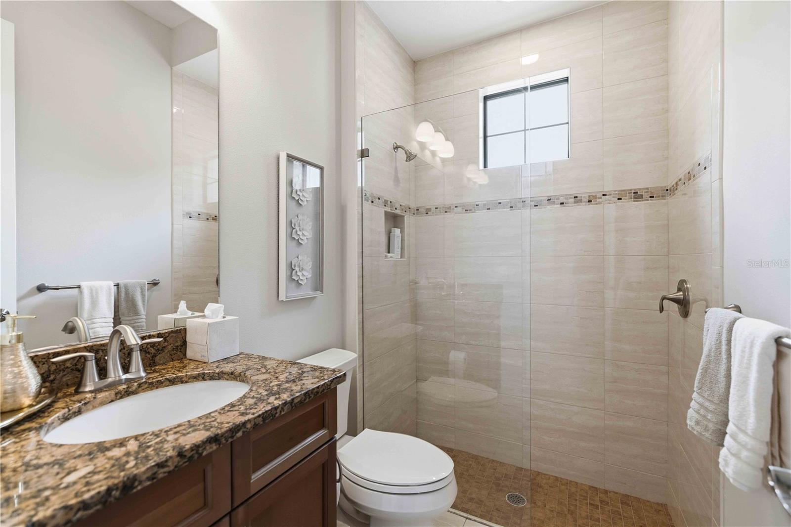 COUNTRY CLUB EAST AT LAKEWD RNCH TT - Residential