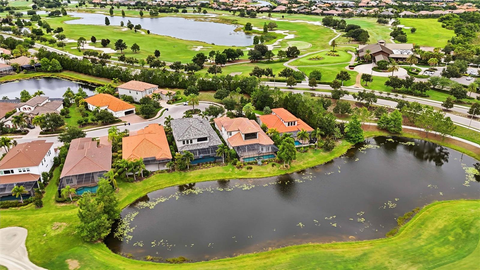 COUNTRY CLUB EAST AT LAKEWD RNCH TT - Residential