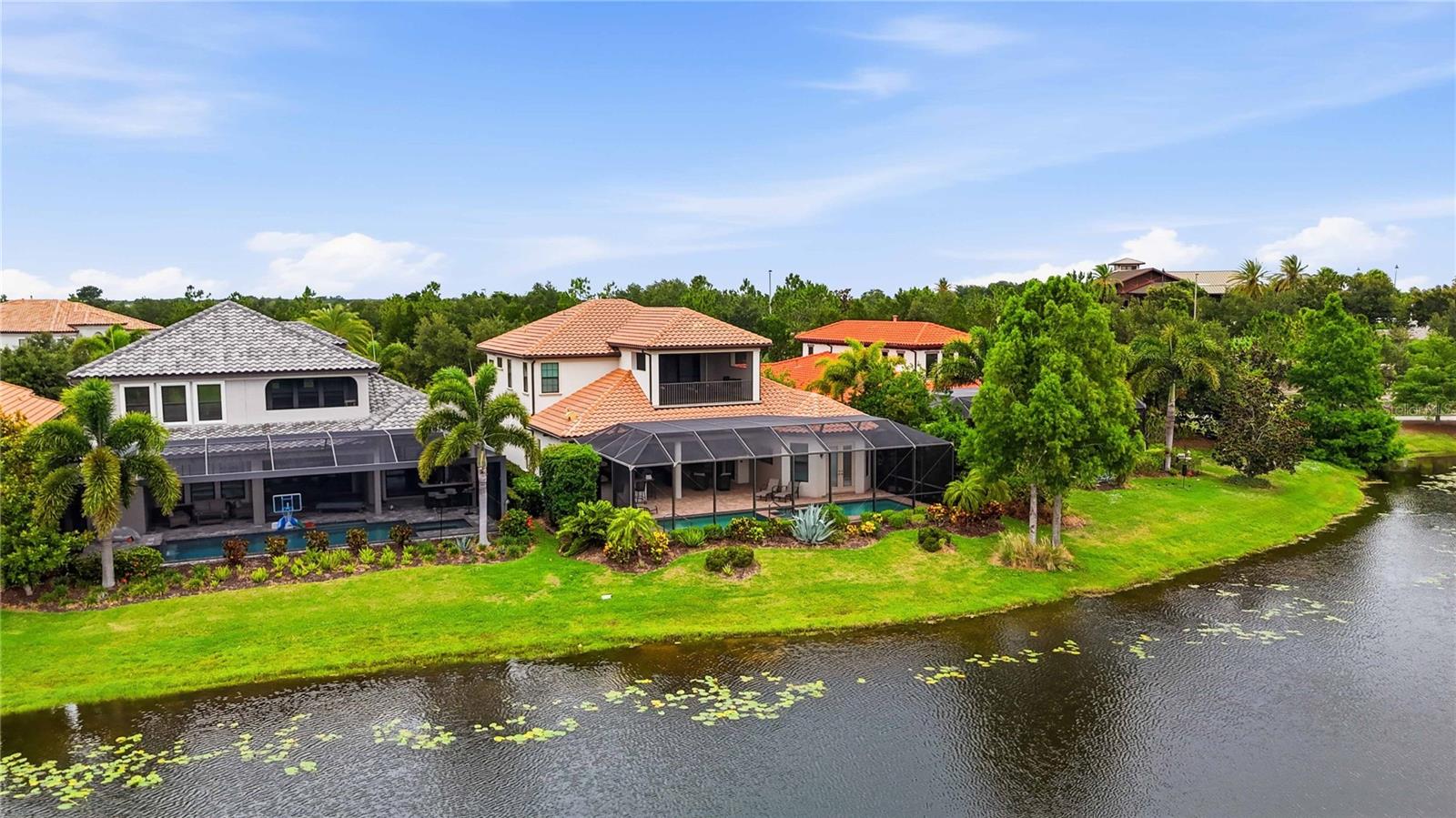 COUNTRY CLUB EAST AT LAKEWD RNCH TT - Residential