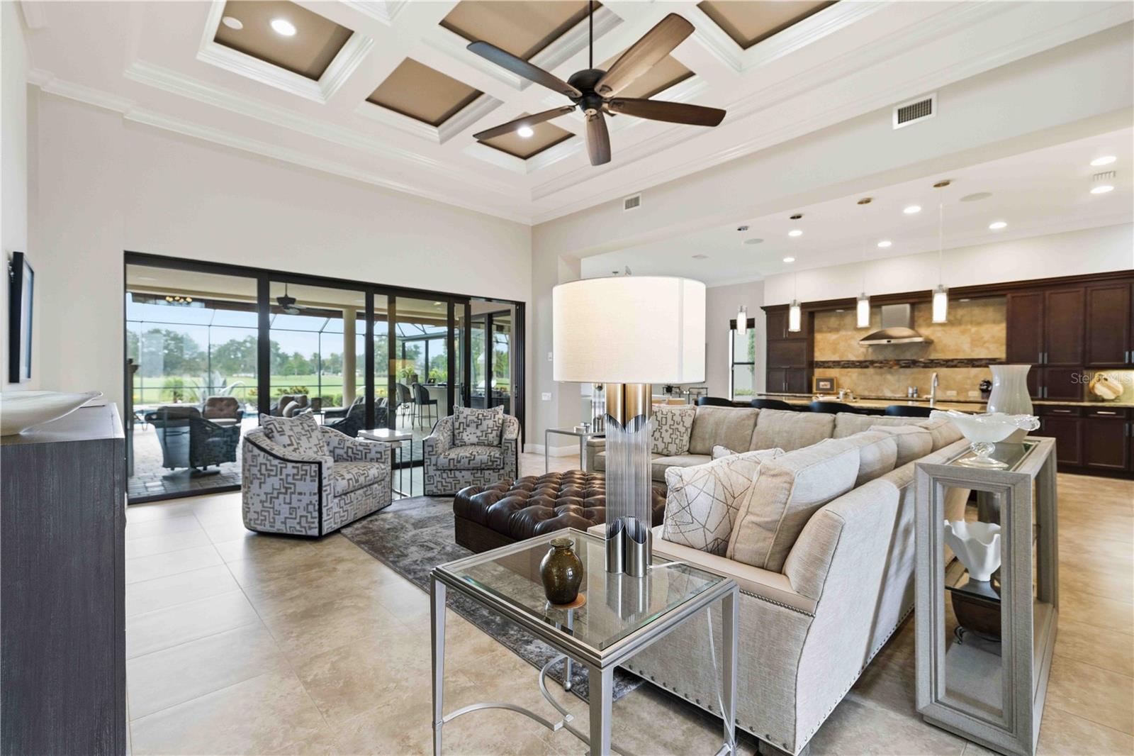 COUNTRY CLUB EAST AT LAKEWD RNCH TT - Residential