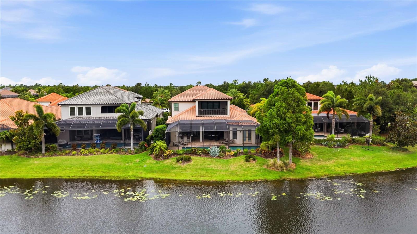 COUNTRY CLUB EAST AT LAKEWD RNCH TT - Residential