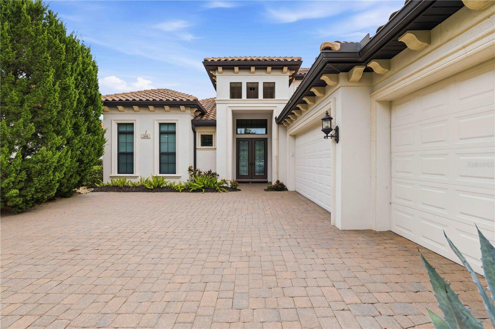 COUNTRY CLUB EAST AT LAKEWD RNCH TT - Residential