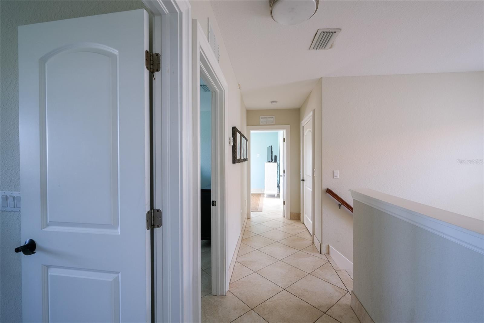 VILLAS ON FIFTH AVE - Residential