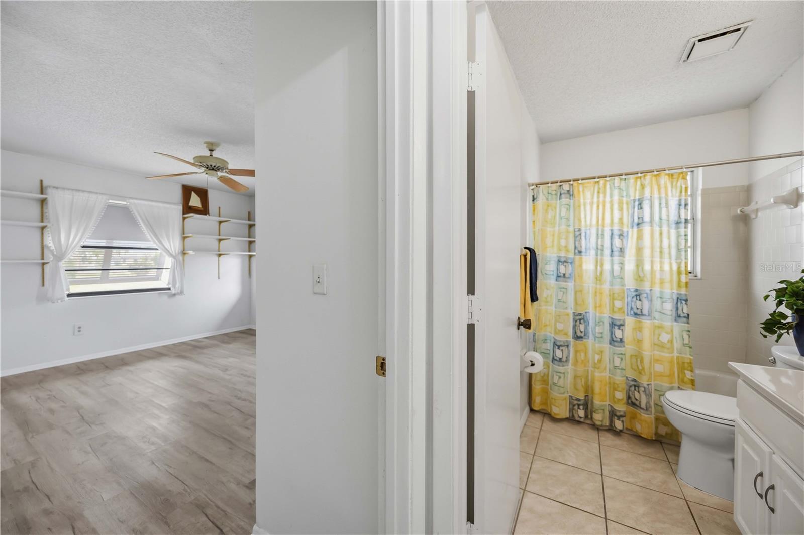 HOURGLASS LAKES PH 1 - Residential