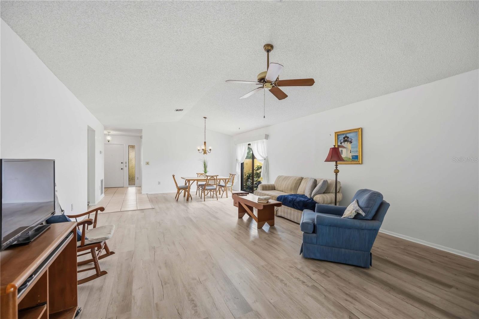 HOURGLASS LAKES PH 1 - Residential