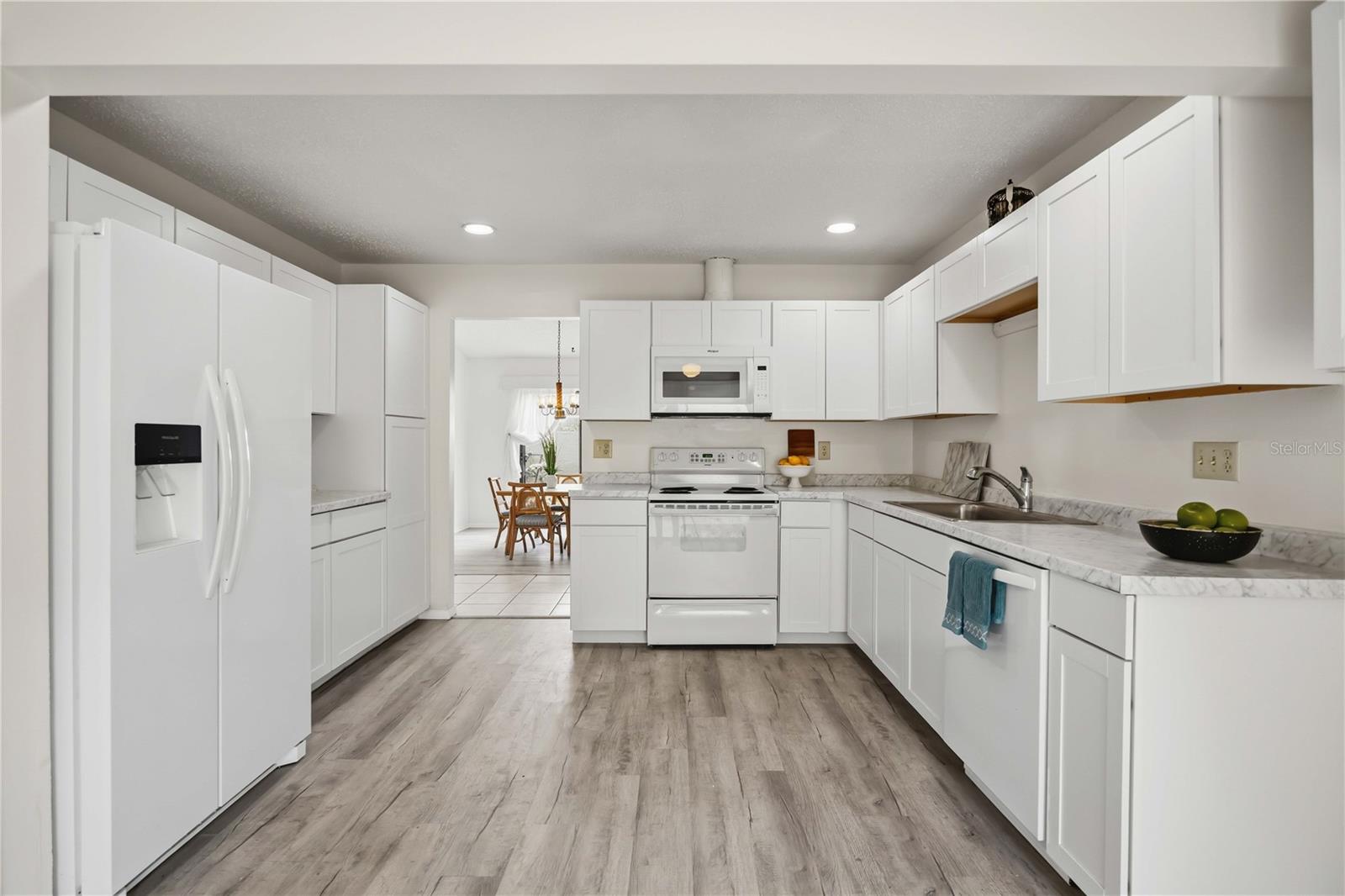 HOURGLASS LAKES PH 1 - Residential