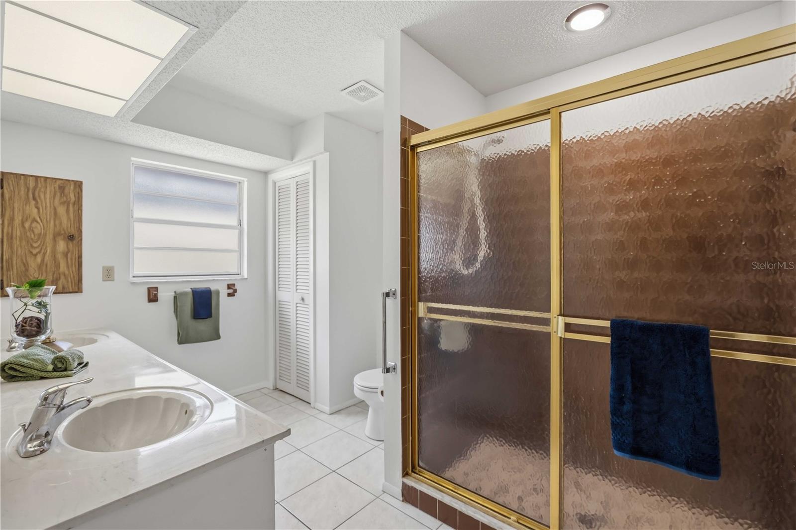 HOURGLASS LAKES PH 1 - Residential
