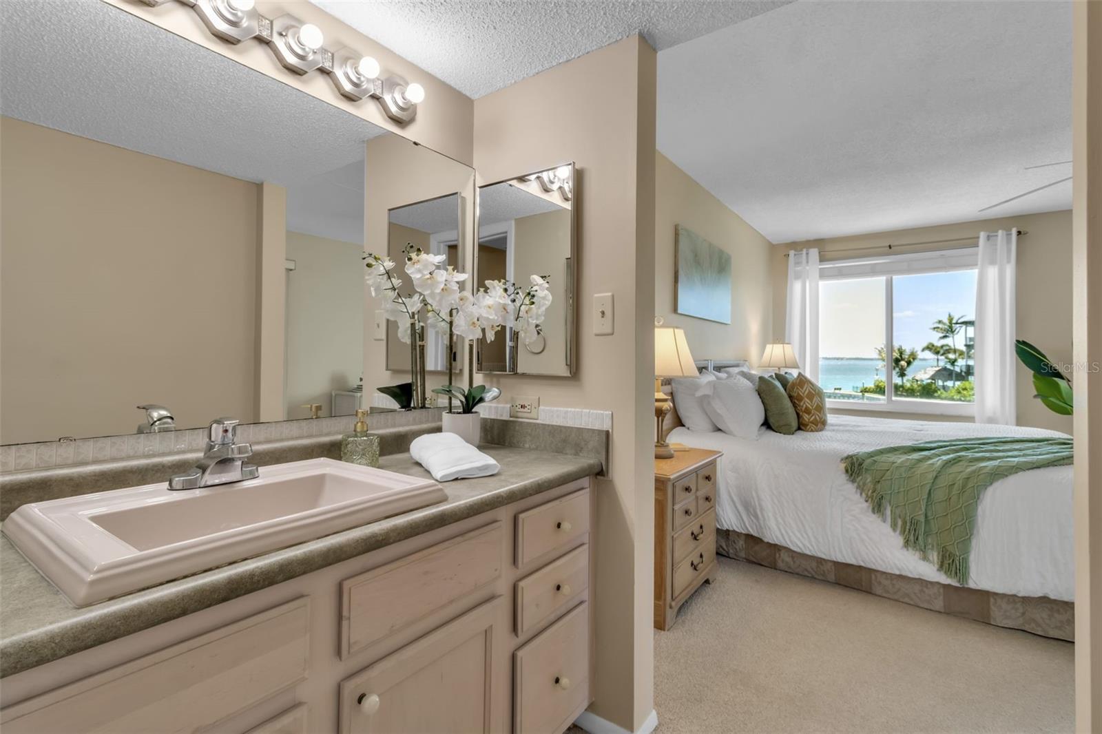 BAY HARBOUR - Residential