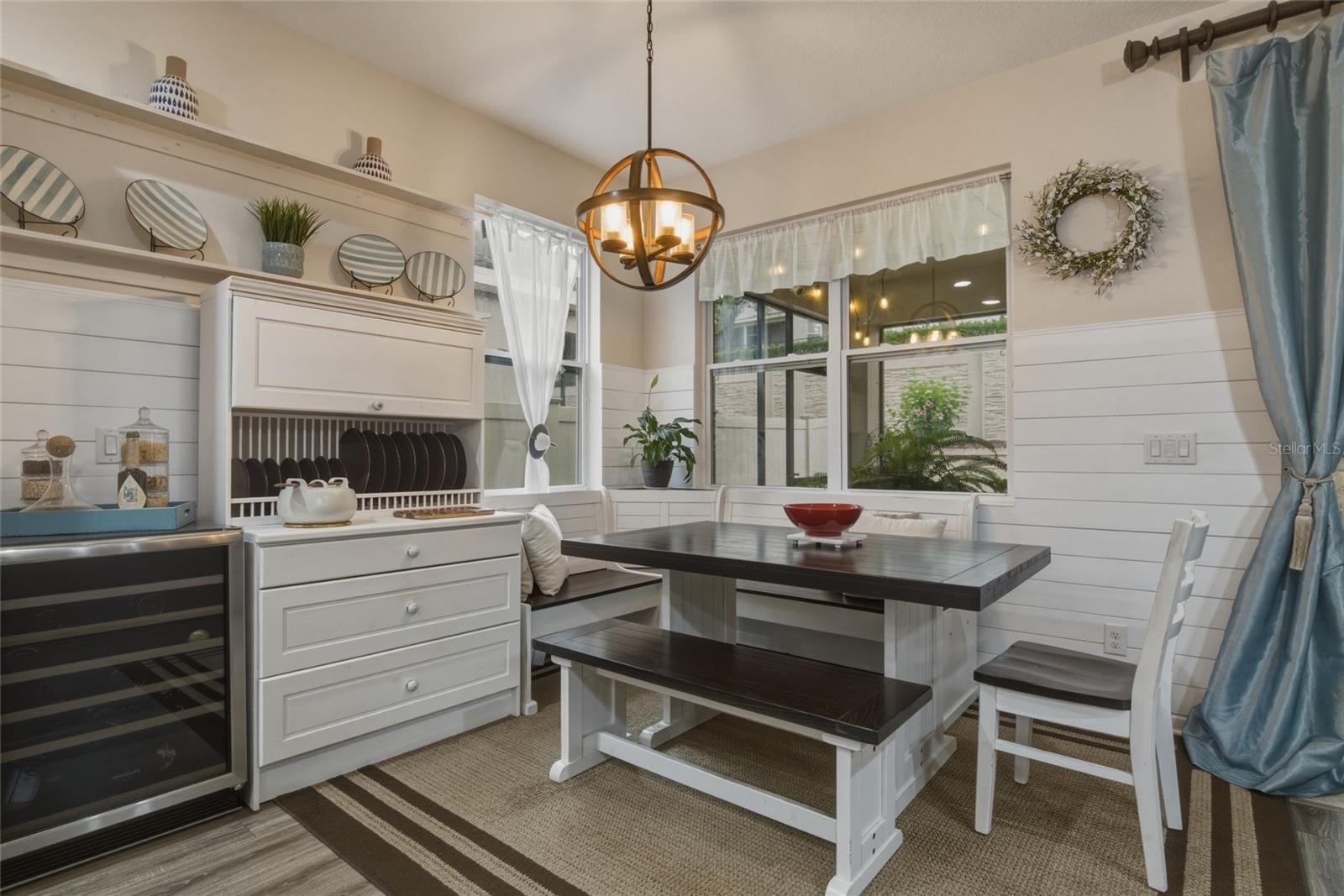 JOHN'S LAKE LANDING - Residential