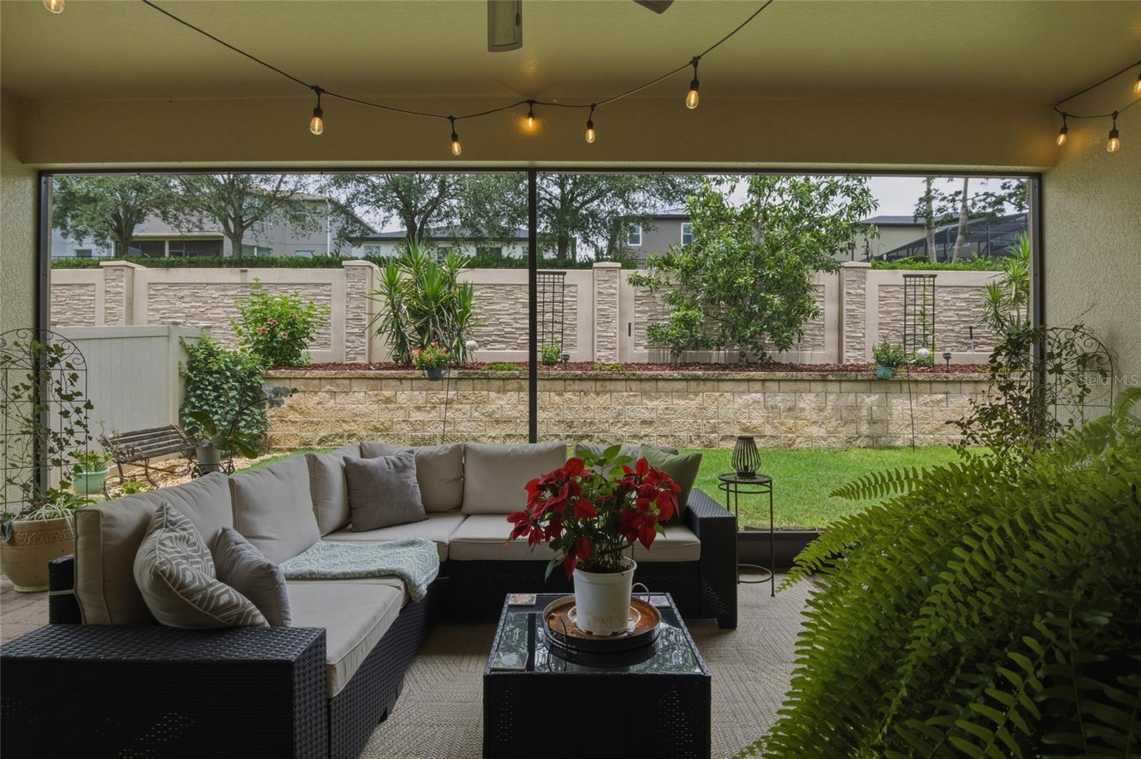 JOHN'S LAKE LANDING - Residential