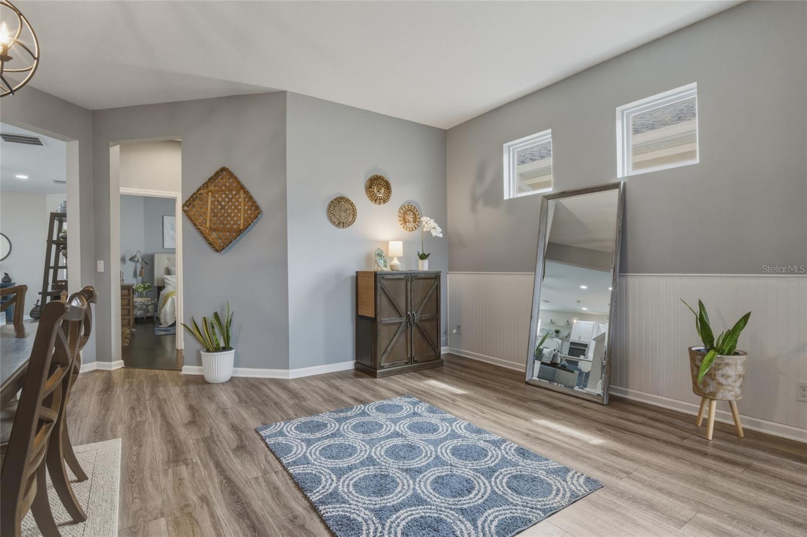 JOHN'S LAKE LANDING - Residential