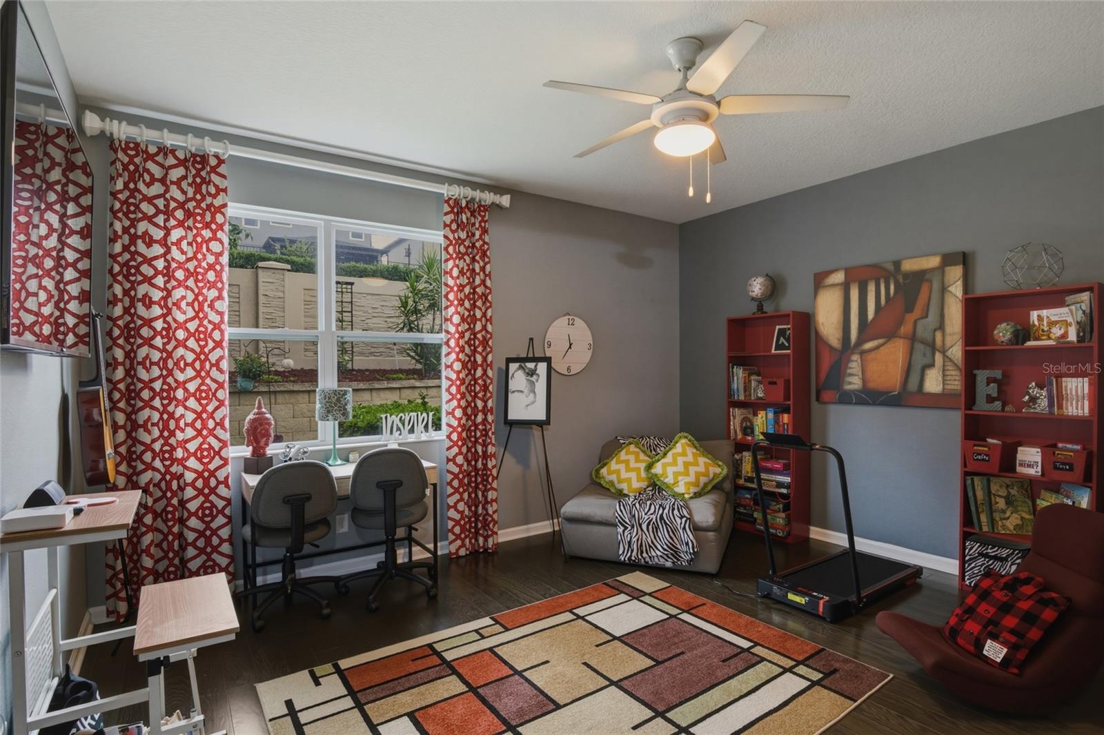 JOHN'S LAKE LANDING - Residential