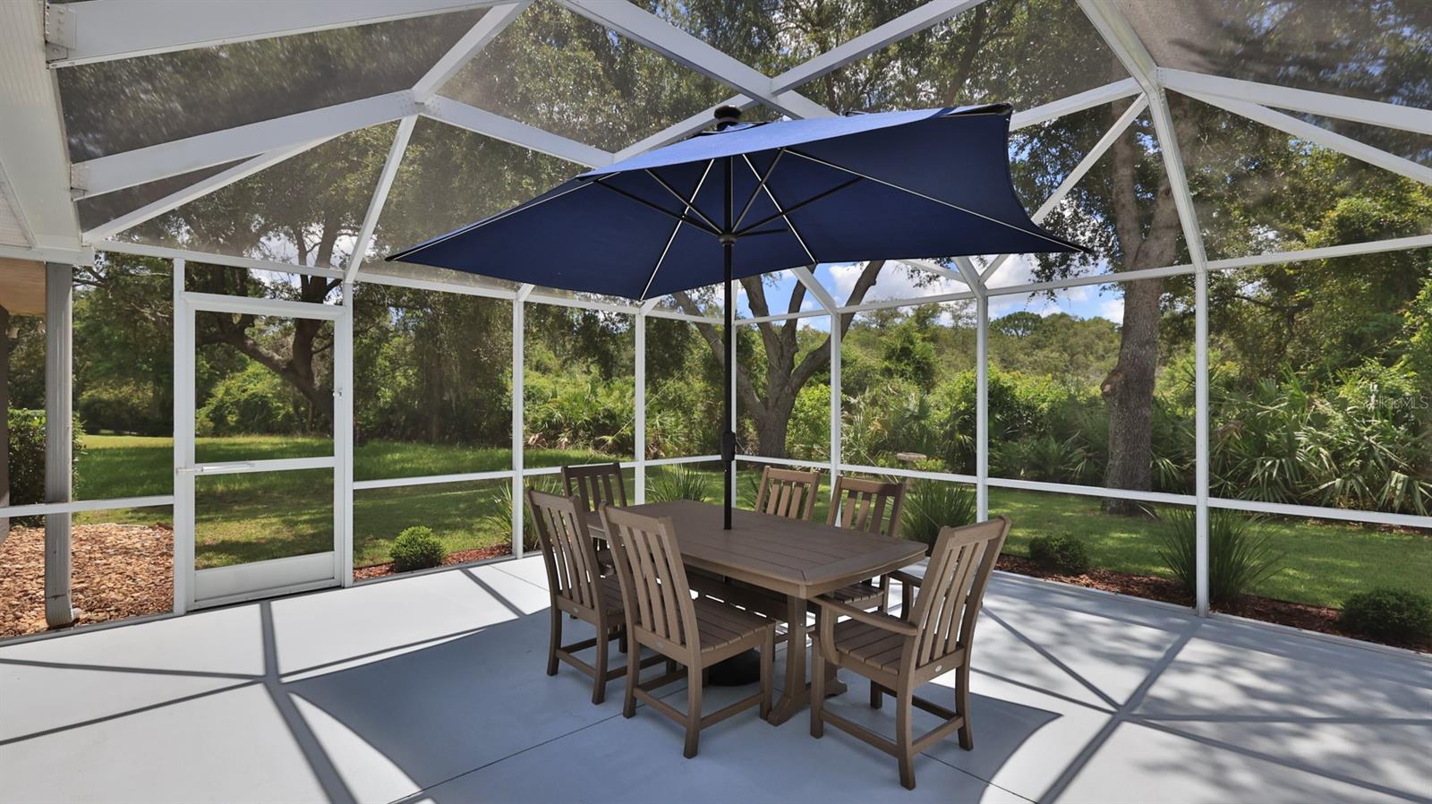 LIONSPAW ACCLAIM TR A - Residential