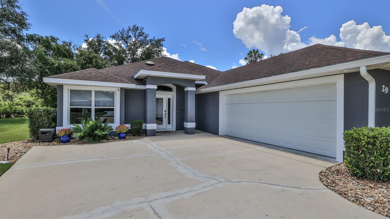 LIONSPAW ACCLAIM TR A - Residential