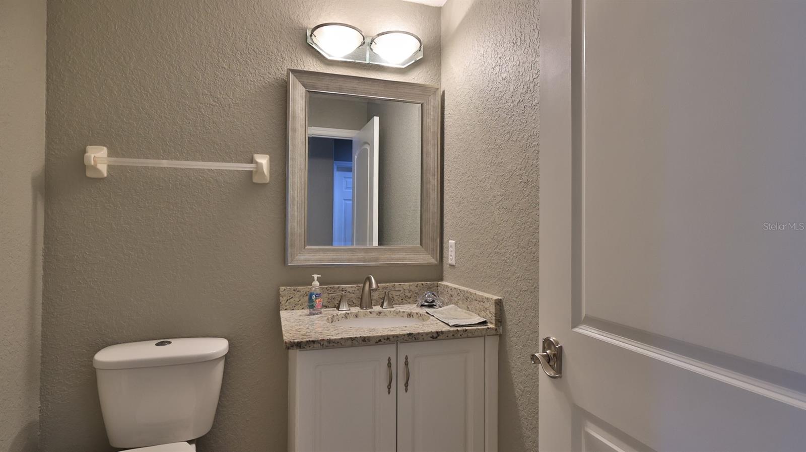 LIONSPAW ACCLAIM TR A - Residential