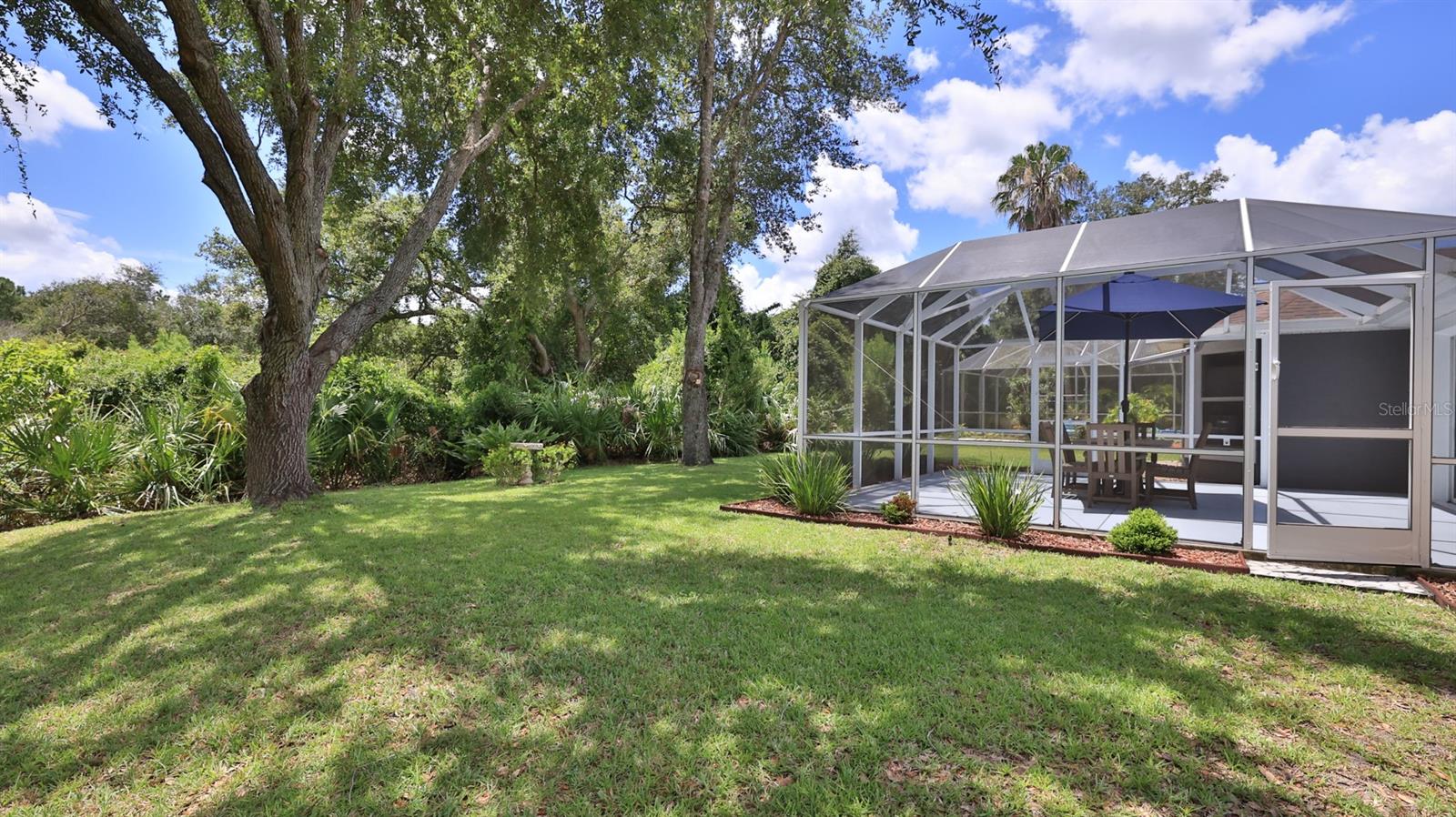 LIONSPAW ACCLAIM TR A - Residential