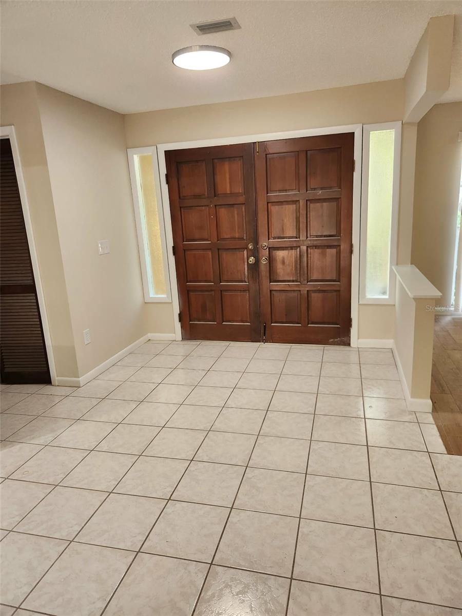LAKE PADGETT ESTATES - Residential