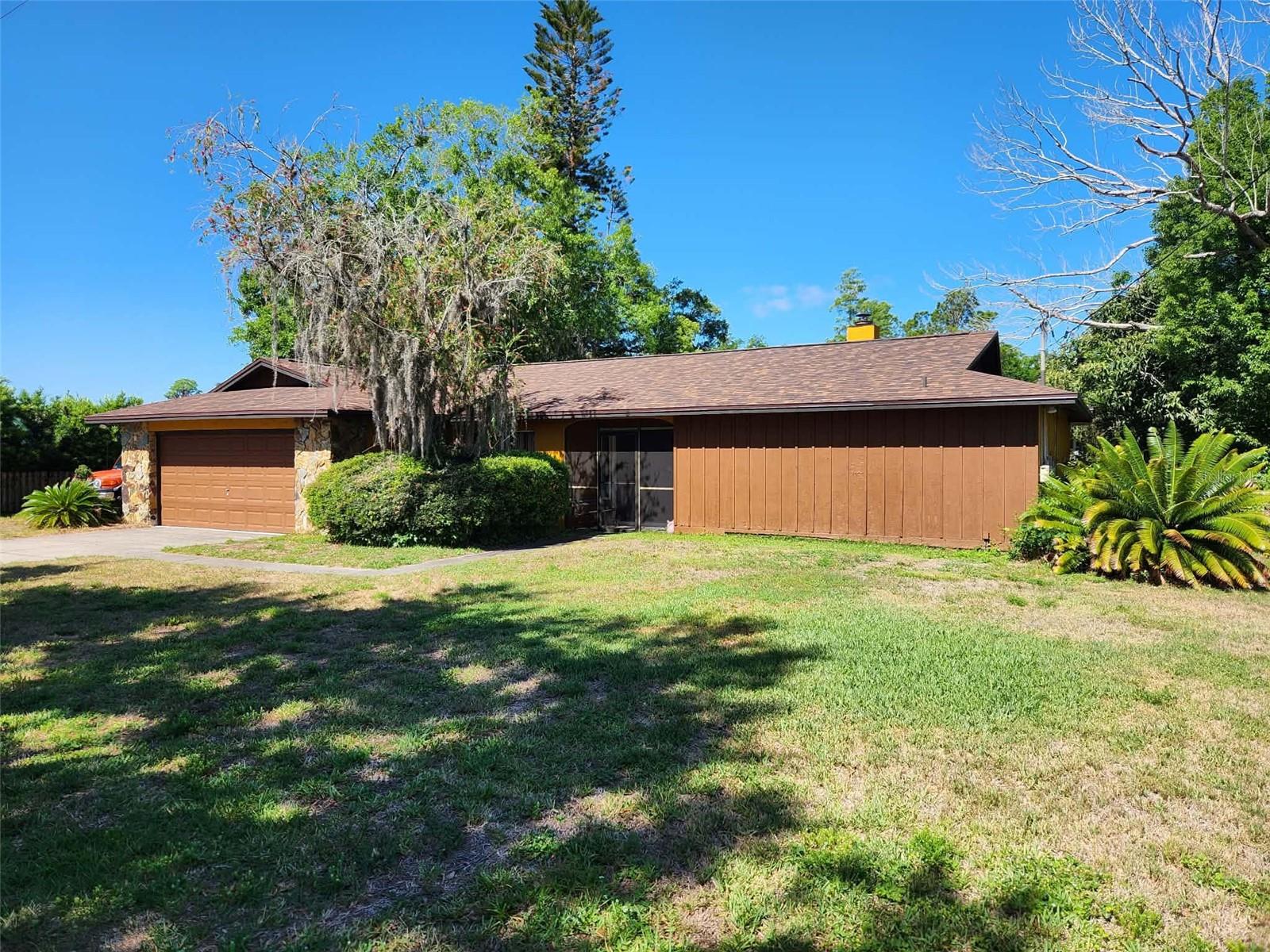 LAKE PADGETT ESTATES - Residential