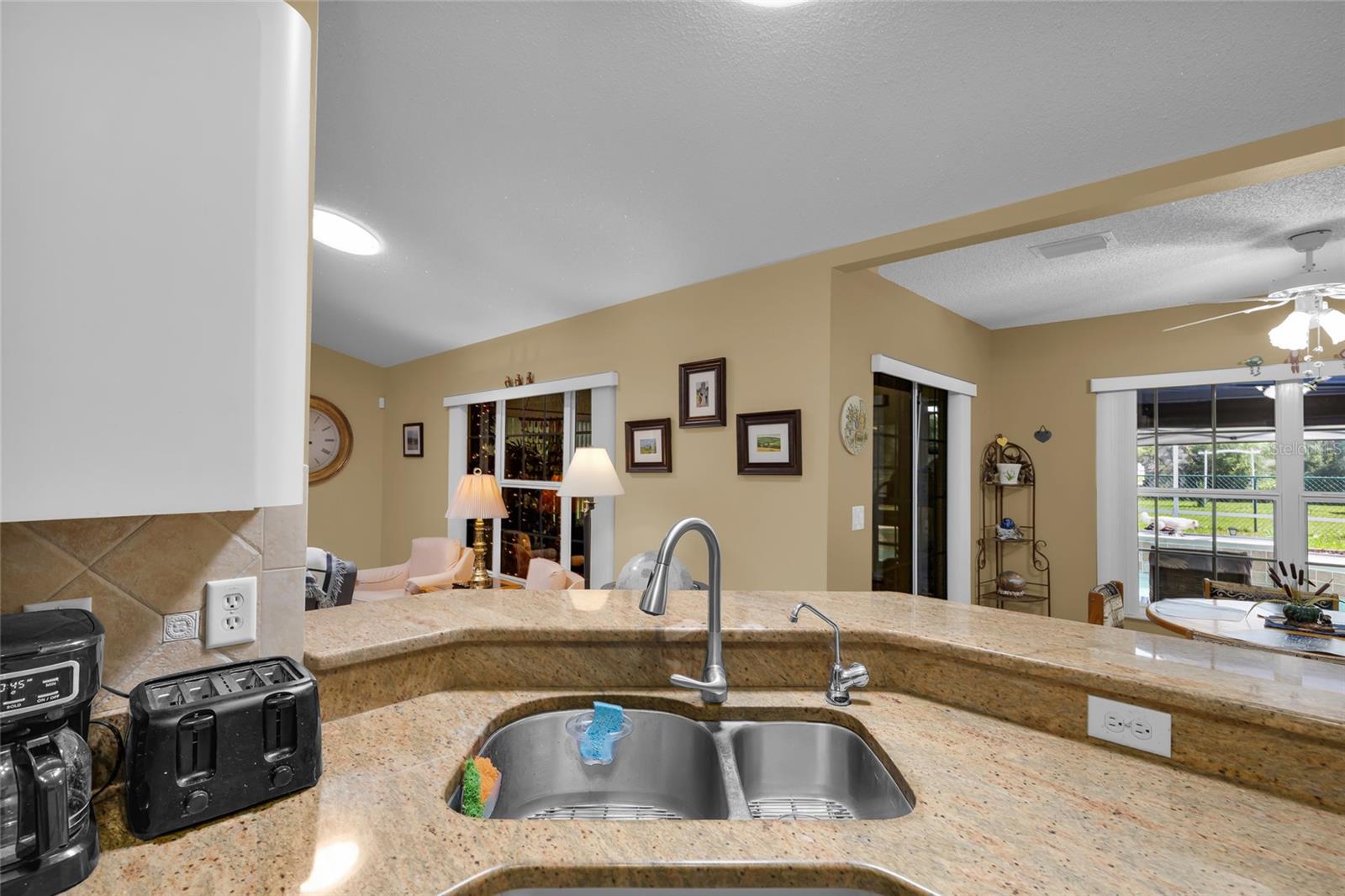KINGSLAND COUNTRY ESTATES WHISPERING PINES - Residential