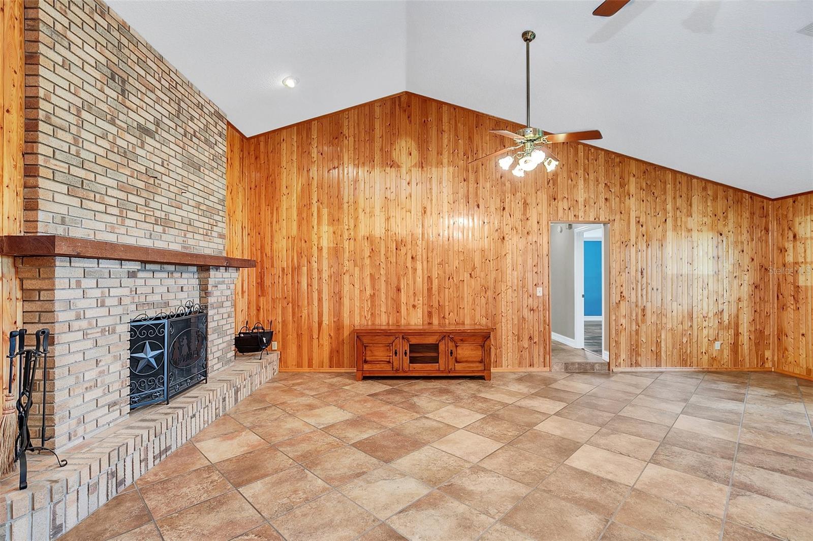 SOUTH SEMORAN FARMS UN 2 UNREC - Residential