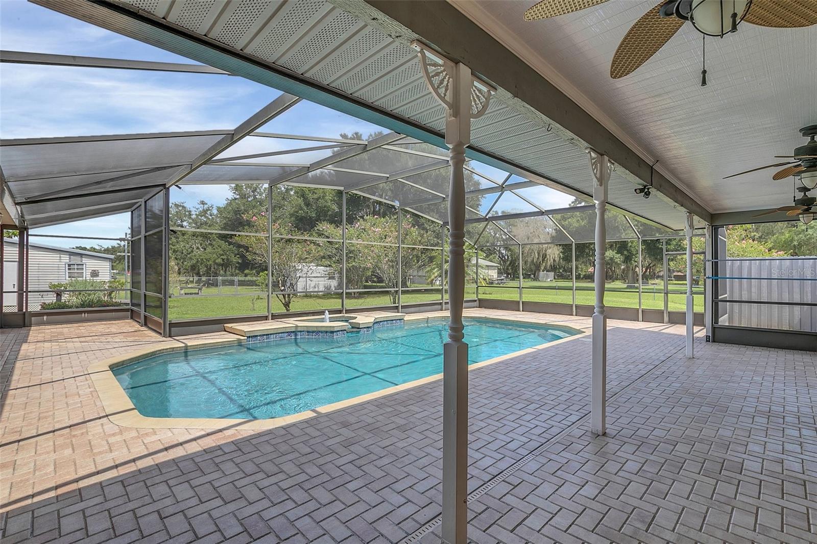 SOUTH SEMORAN FARMS UN 2 UNREC - Residential